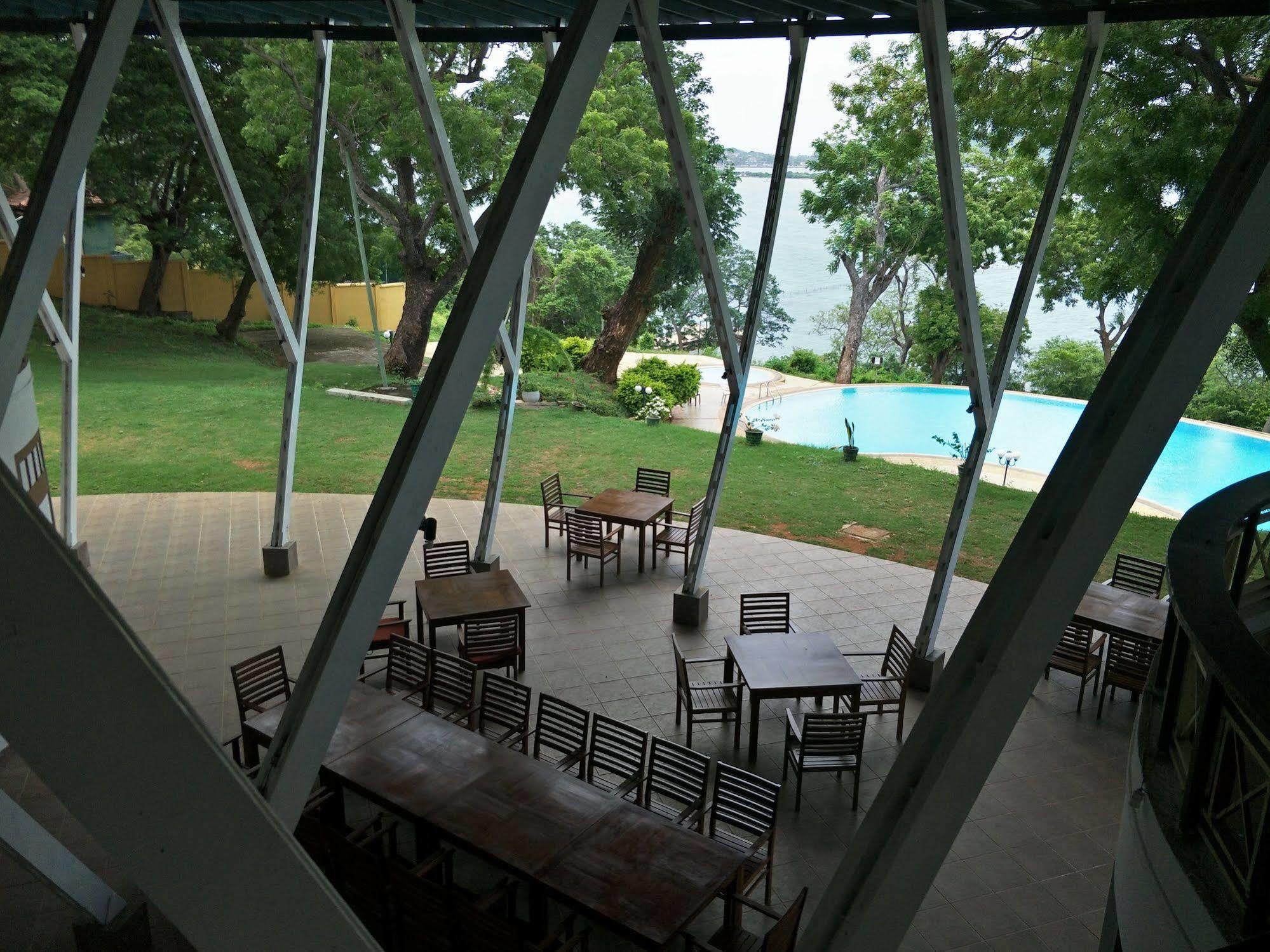 Welcombe Hotel Trincomalee Exterior foto